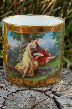 Royal Vienna Mug with Beehive/Shield Mark Under Glaze c.1900