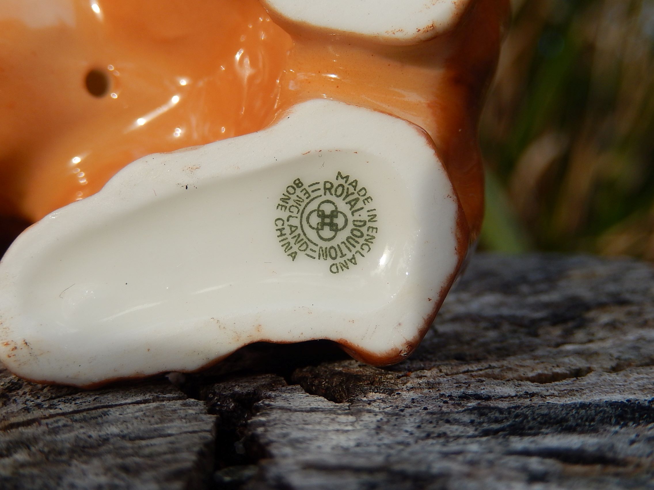 Royal Doulton Dog Figurine c.1940 - Image 8