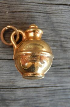 9ct Gold Charm Hallmarked Birmingham