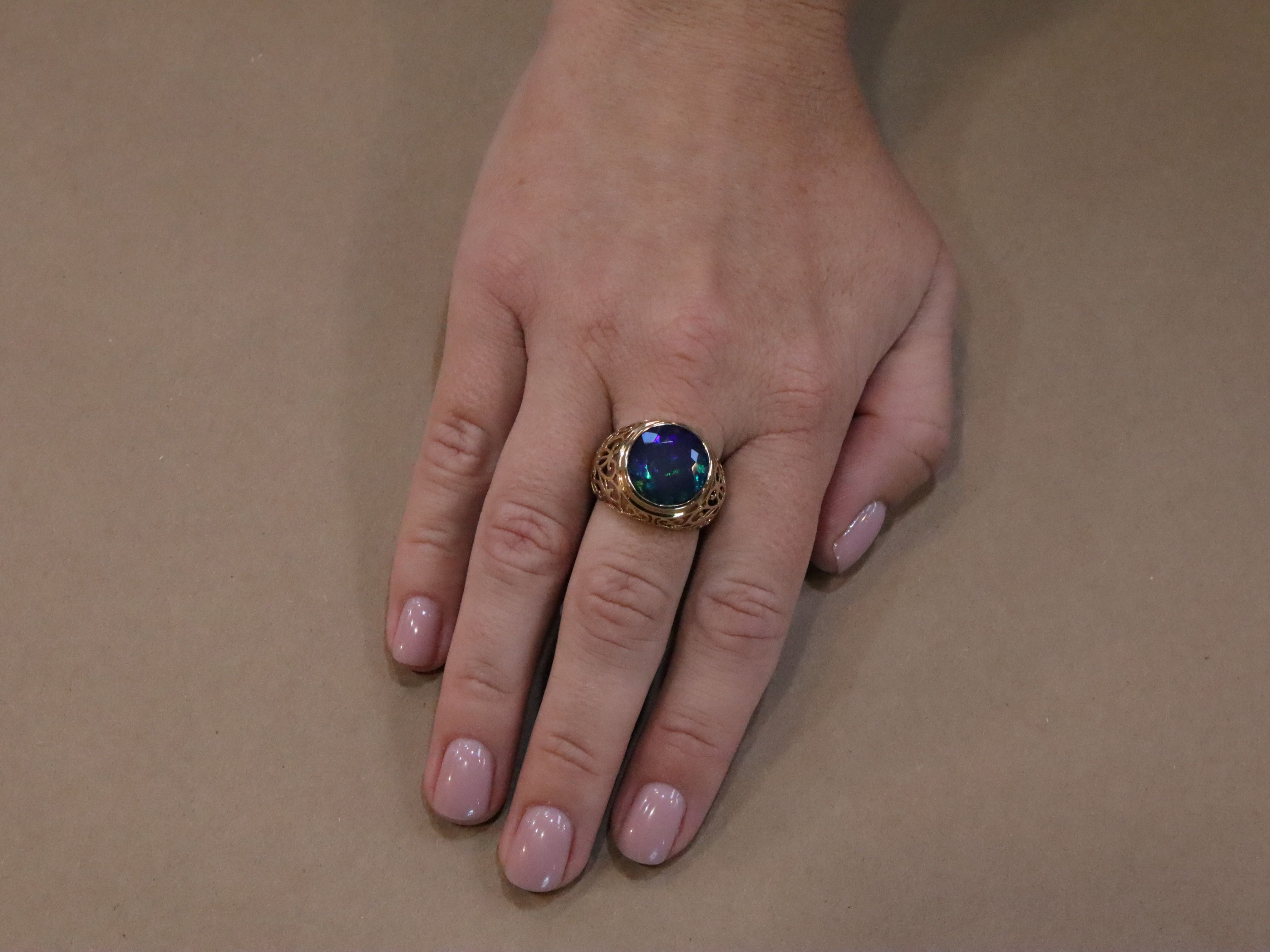 Opal in 14ct Gold Ring - Image 14