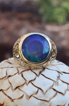 Opal in 14ct Gold Ring