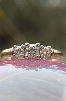 Diamond Trilogy Ring in 9ct Gold