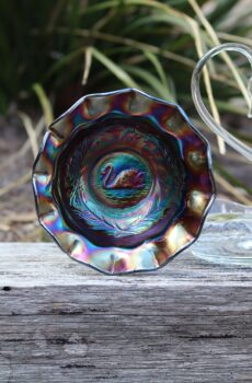 Carnival Glass - Swan
