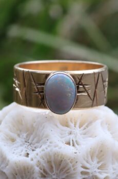 Vintage 9ct Gold Opal Ring