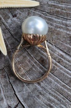 Freshwater Cultured Pearl Ring in 9ct Gold