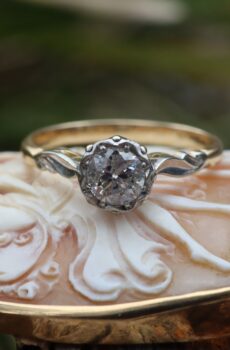 Antique Diamond Engagement Ring in 18ct Gold