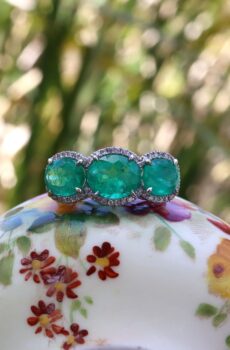 Emerald and Diamond Ring in 18ct White Gold