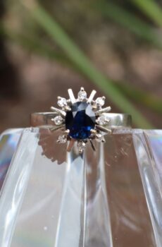 Sapphire and Diamond Cluster Ring in 18ct