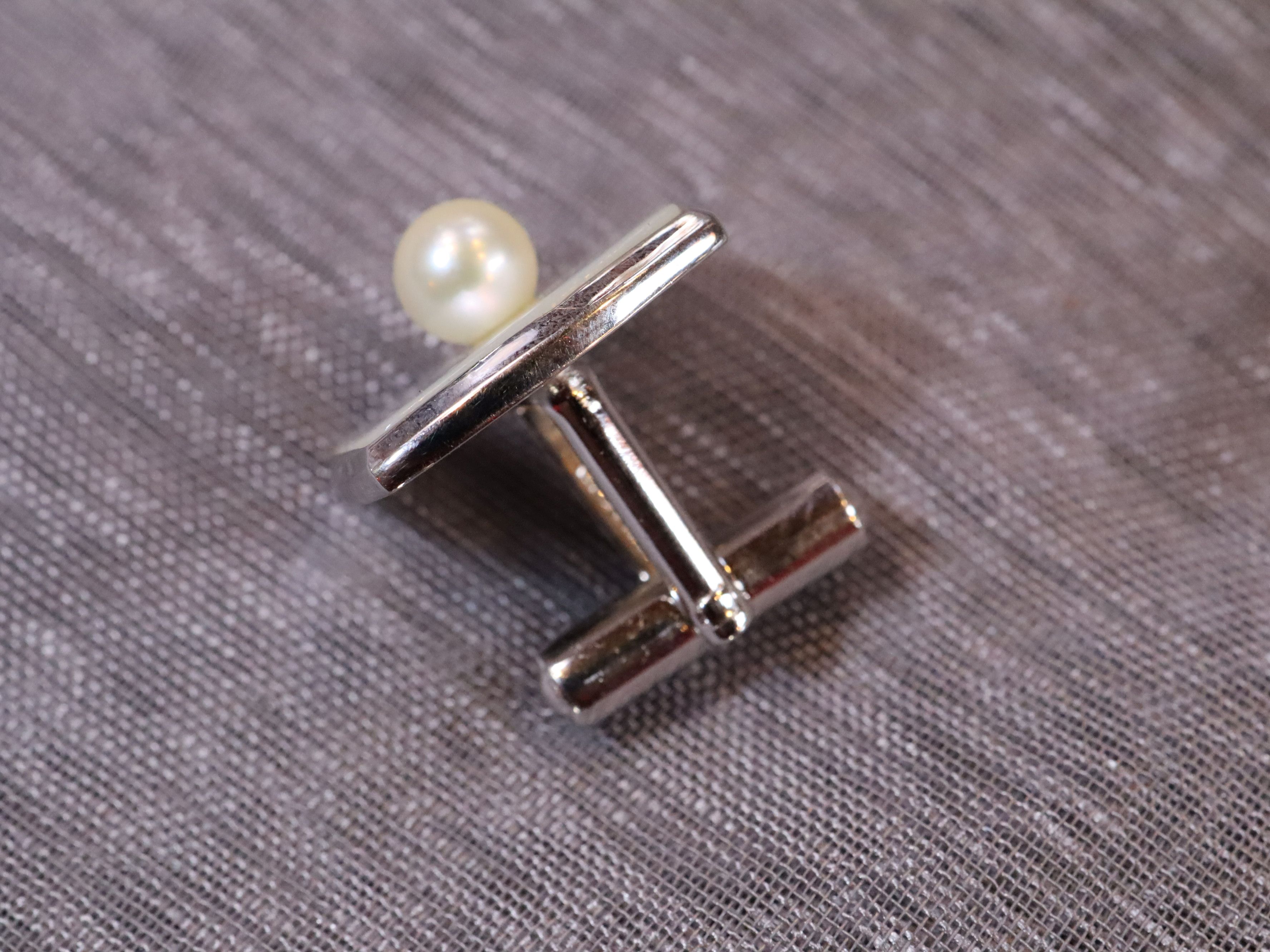 Mother of Pearl, and Pearl Cufflink set - Image 6